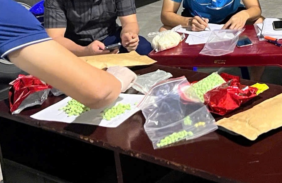 Đội Cảnh sát giao thông trật tự (CAH An Dương): Tuần tra phát hiện đối tượng vận chuyển trái phép 2.016 viên ma túy